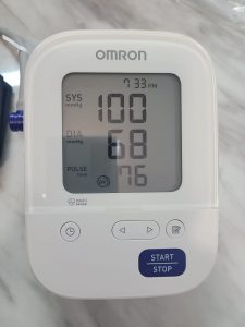옴론 혈압 측정기